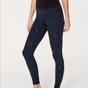 Lulu wunder under Nouveau Mach Blue Black leggings